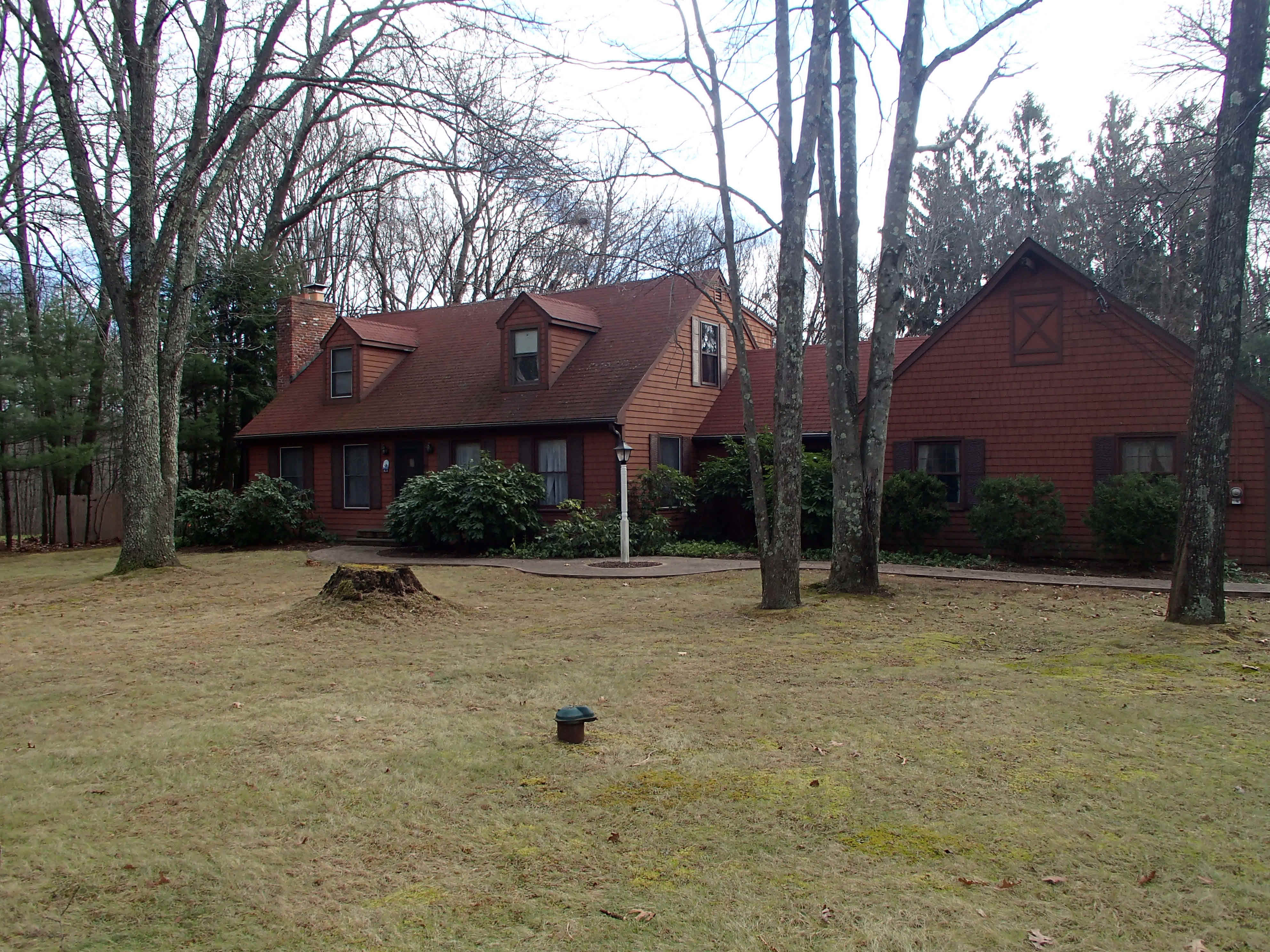Building photograph for 69 BLUEBERRY HILL RD